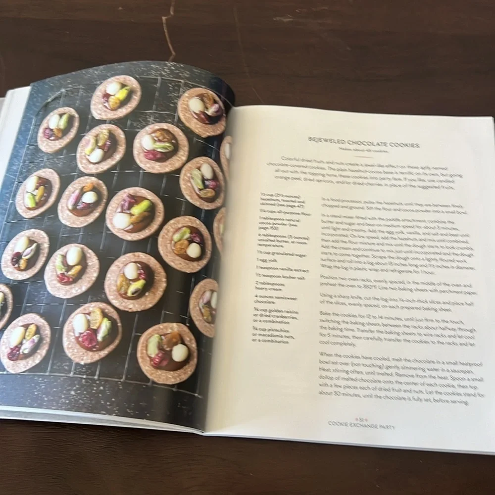 Holiday Cookies by Elisabeth der Nederlanden